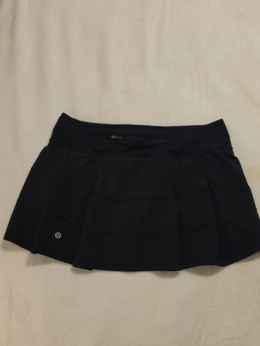 lululemon athletica Black Pleated Skater Skirt Size 8